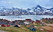 W czerwcu 100-metrowe tsunami uderzyło na Grenlandi...